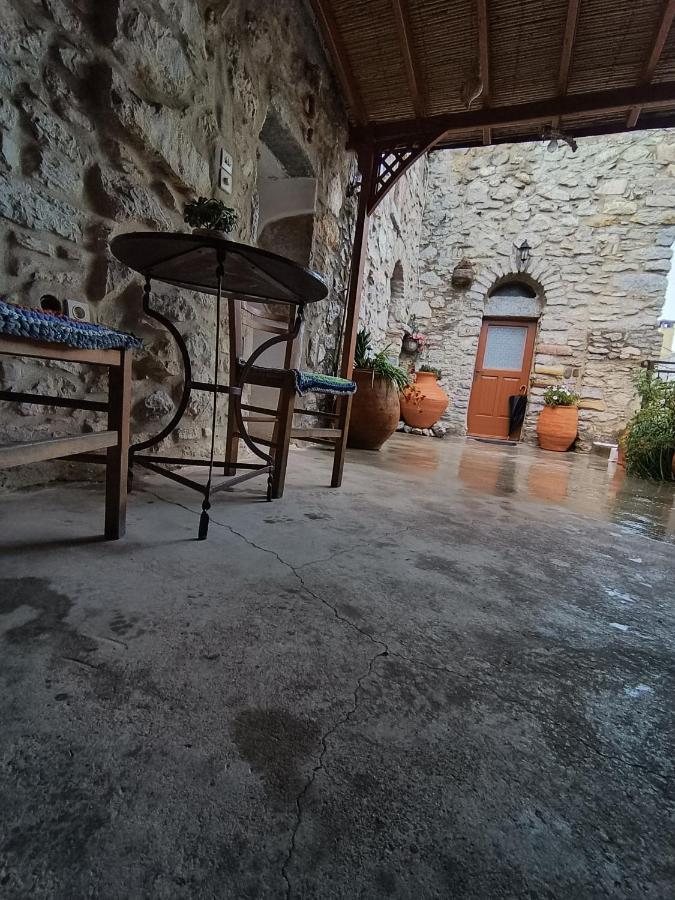 Μεστα - Πλατεια Villa Mesta Bagian luar foto
